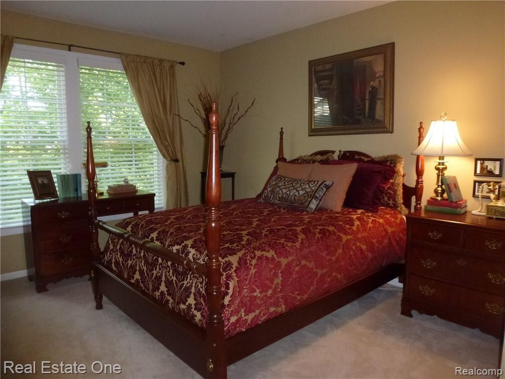 2340 Andover Boulevard Rochester, MI 48306 - Photo 53 of 61