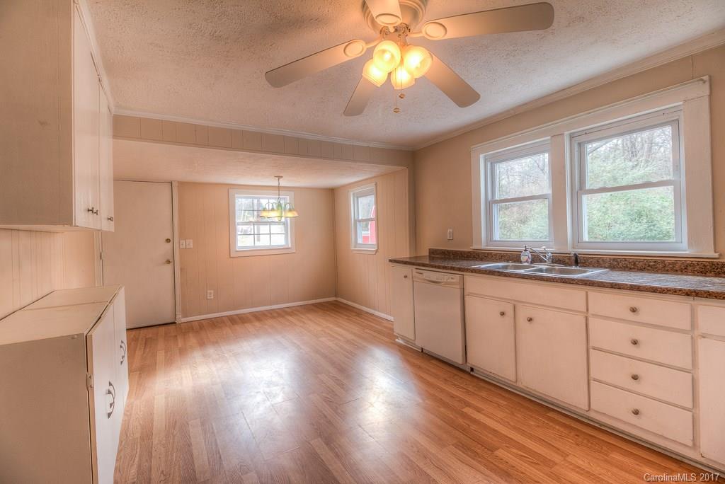 124 Pope Lake Road Belmont, NC 28012 - Photo 4 of 24