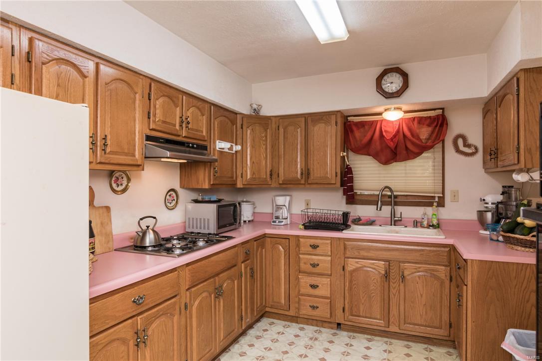 11878 New Douglas Road New Douglas, IL 62074 - Photo 15 of 19