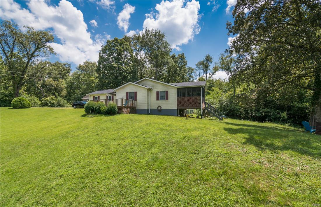 11878 New Douglas Road New Douglas, IL 62074 - Photo 3 of 19