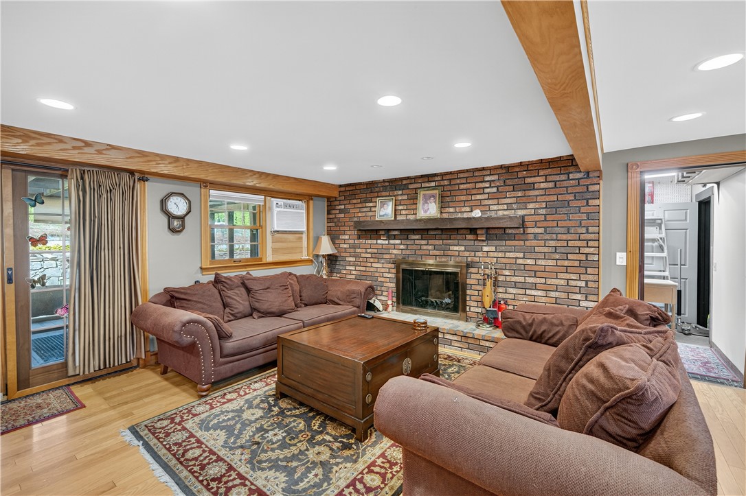 5 Hancock Drive Coventry, RI 02816 - Photo 34 of 43