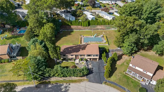 $724,999 | 5 Hancock Drive, Coventry, RI 02816