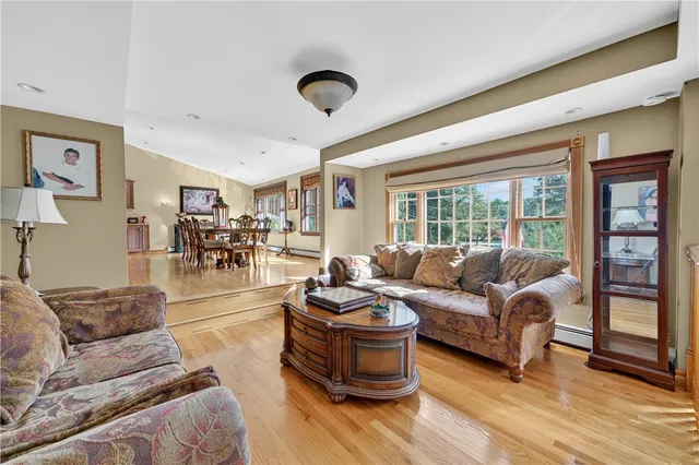 $724,999 | 5 Hancock Drive, Coventry, RI 02816