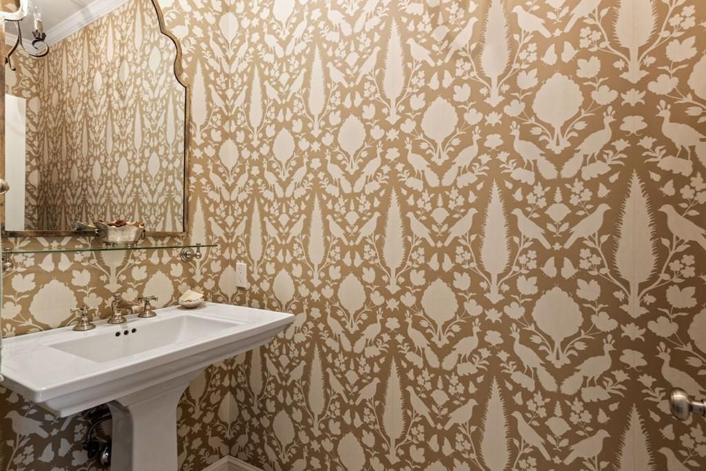 4 Beebe Way Wellesley, MA 02482 - Photo 7 of 30 Gallery Image 7