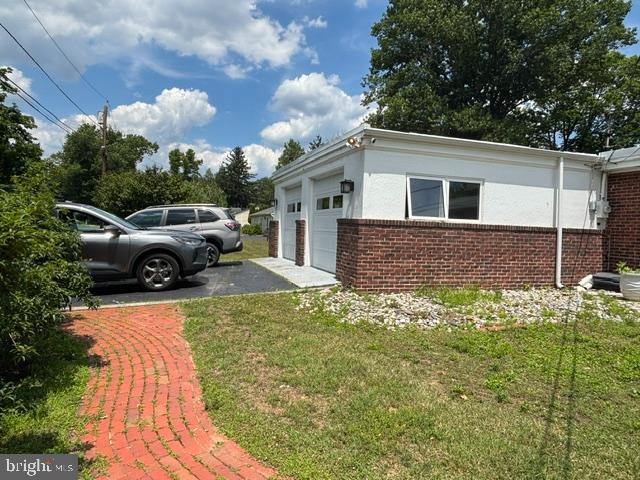 181 Cranbury Road Princeton Junction, NJ 08550 - Photo 27 of 39 attached 2 car garage entry