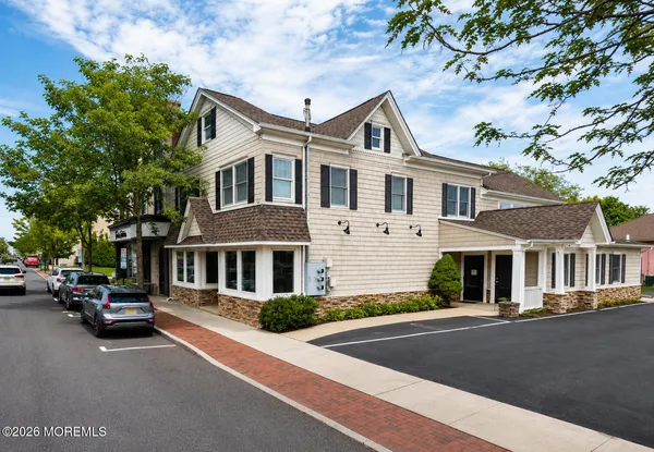 $3,859 | 111 Brighton Avenue, Unit 3, Long Branch, NJ 07740