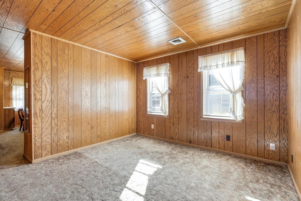 107 North Eddy Street Fort Scott, KS 66701 - Photo 20 of 32