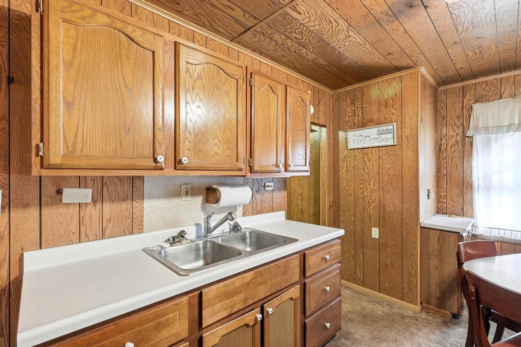 107 North Eddy Street Fort Scott, KS 66701 - Photo 23 of 32