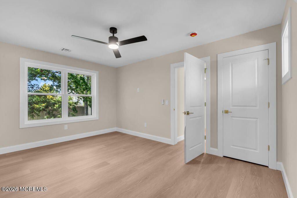148 Torpedo Road Manahawkin, NJ 08050 - Photo 29 of 39 medium-019e7936-5717-7032-985d-aadb24dc8
