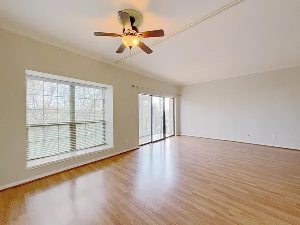 $169,000 | 2400 North Braeswood Boulevard, Unit 329, Houston, TX 77030