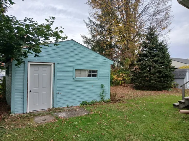 $160,900 | 18 Monell Street, Greene, NY 13778