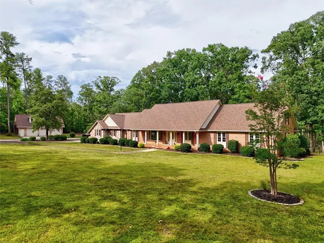 $735,000 | 213 Guthrie Road, Belton, SC 29627