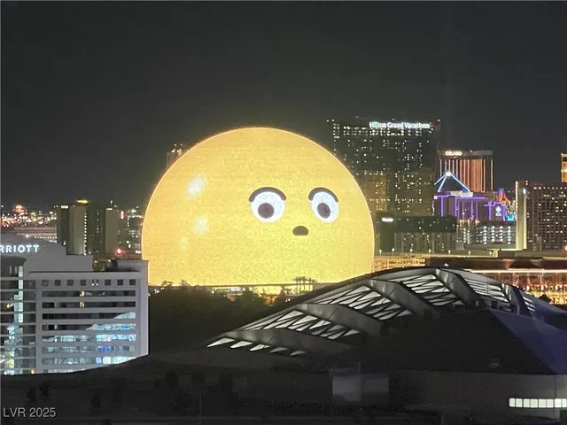 $5,500 | 2777 Paradise Road, Unit 2002, Las Vegas, NV 89109