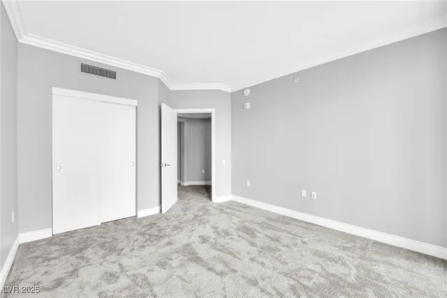 $5,400 | 2777 Paradise Road, Unit 2002, Las Vegas, NV 89109