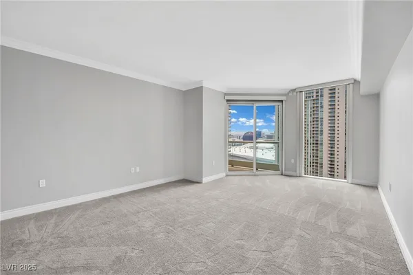 $5,400 | 2777 Paradise Road, Unit 2002, Las Vegas, NV 89109