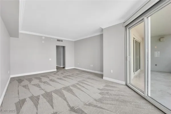 $5,400 | 2777 Paradise Road, Unit 2002, Las Vegas, NV 89109