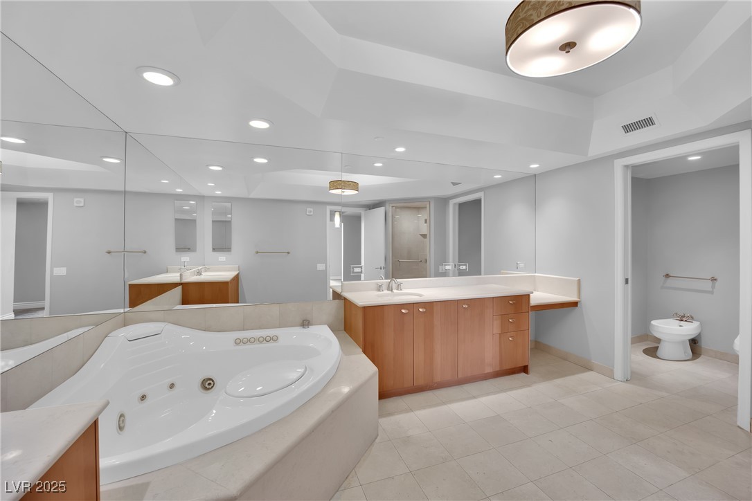 2777 Paradise Road, Unit 2002 Las Vegas, NV 89109 - Photo 26 of 68