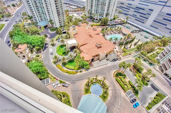 $5,400 | 2777 Paradise Road, Unit 2002, Las Vegas, NV 89109