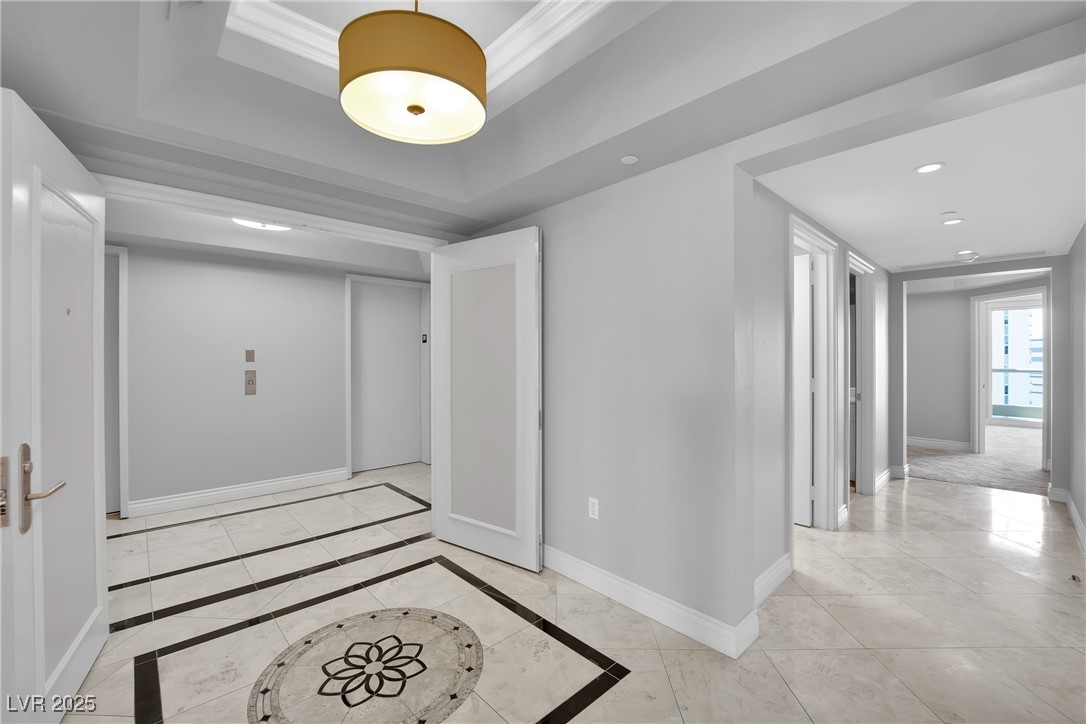 2777 Paradise Road, Unit 2002 Las Vegas, NV 89109 - Photo 4 of 68 Private elevator entrance