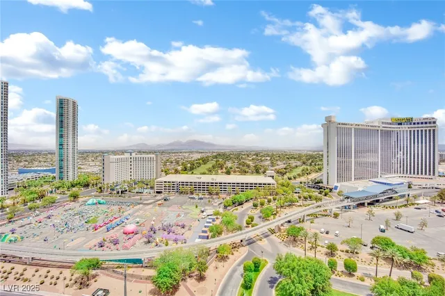 $5,400 | 2777 Paradise Road, Unit 2002, Las Vegas, NV 89109