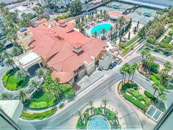 $5,400 | 2777 Paradise Road, Unit 2002, Las Vegas, NV 89109