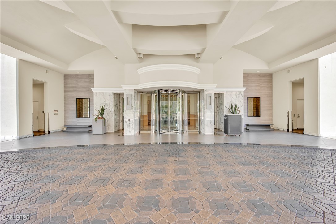 2777 Paradise Road, Unit 2002 Las Vegas, NV 89109 - Photo 58 of 68