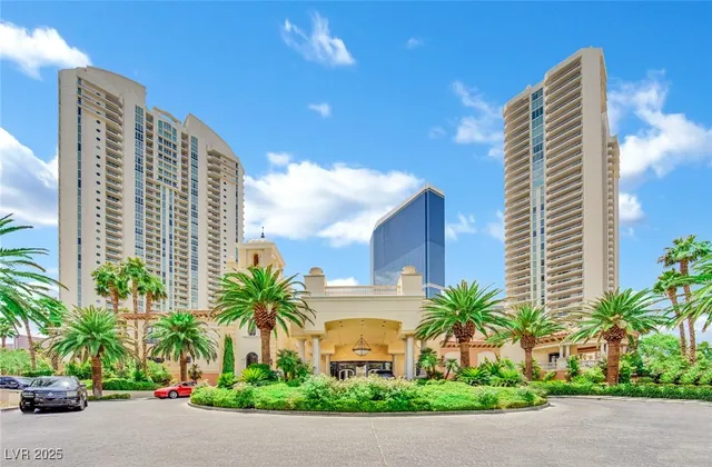 $5,400 | 2777 Paradise Road, Unit 2002, Las Vegas, NV 89109