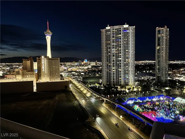 $5,400 | 2777 Paradise Road, Unit 2002, Las Vegas, NV 89109