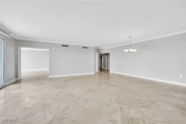 $5,400 | 2777 Paradise Road, Unit 2002, Las Vegas, NV 89109