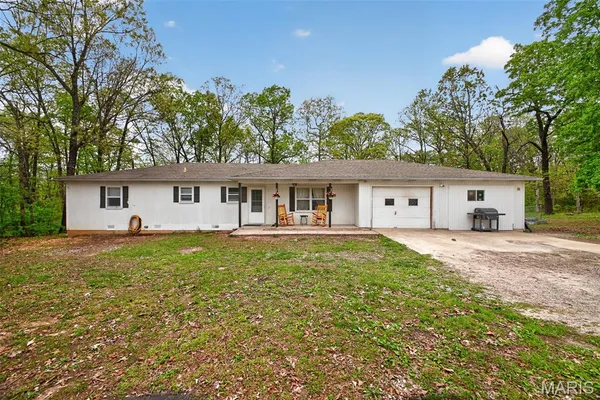 $249,900 | 23639 Hawaii Road, Lebanon, MO 65536