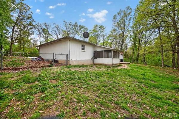 $249,900 | 23639 Hawaii Road, Lebanon, MO 65536