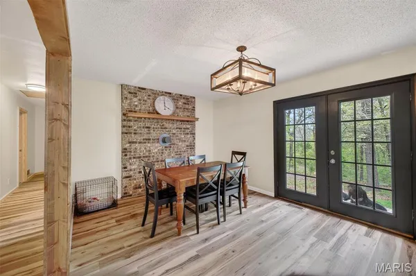 $249,900 | 23639 Hawaii Road, Lebanon, MO 65536