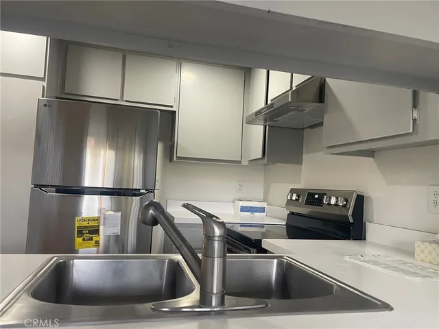 $2,480 | 960 Pinyon Court, Ontario, CA 91762