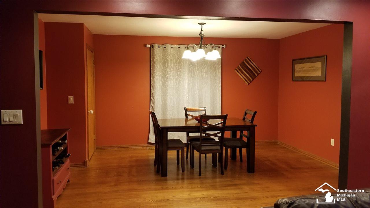 5669 Stewart Road Monroe, MI 48162 - Photo 6 of 31