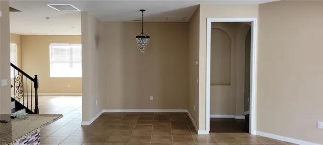 a view of an entryway with a livingroom