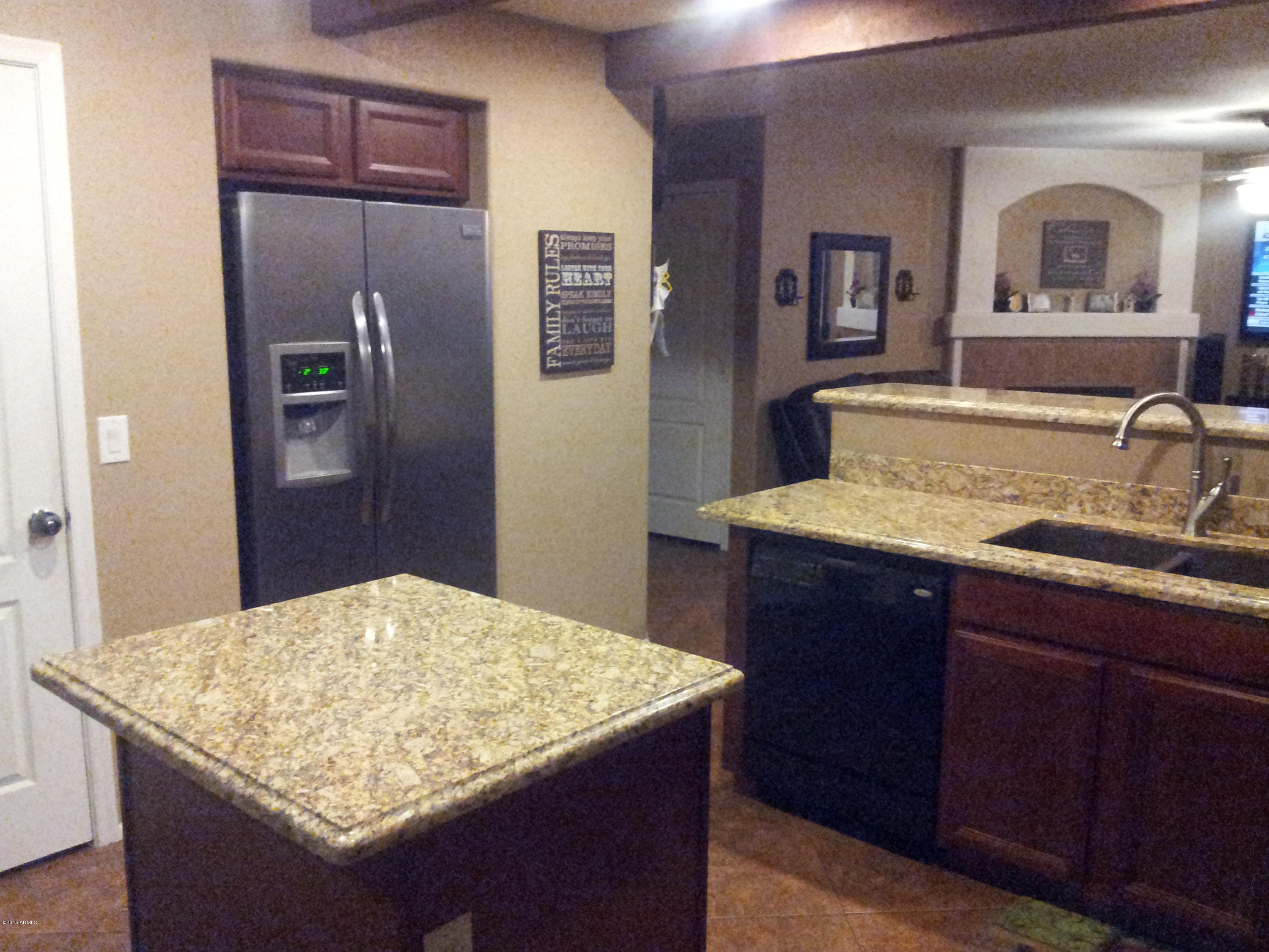 2415 West Via Dona Road Phoenix, AZ 85085 - Photo 3 of 9 20150420_203946