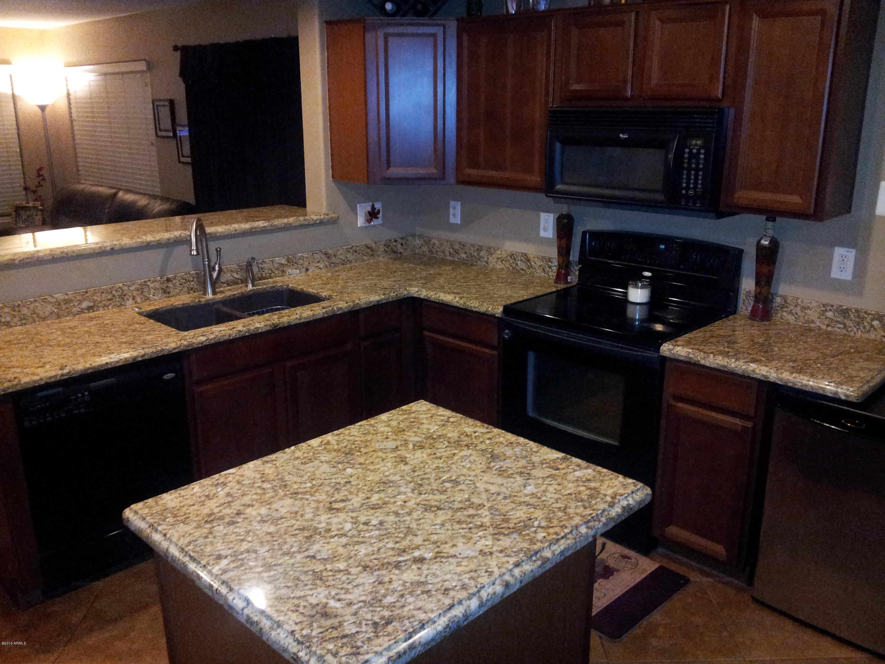 2415 West Via Dona Road Phoenix, AZ 85085 - Photo 4 of 9 20150420_204055