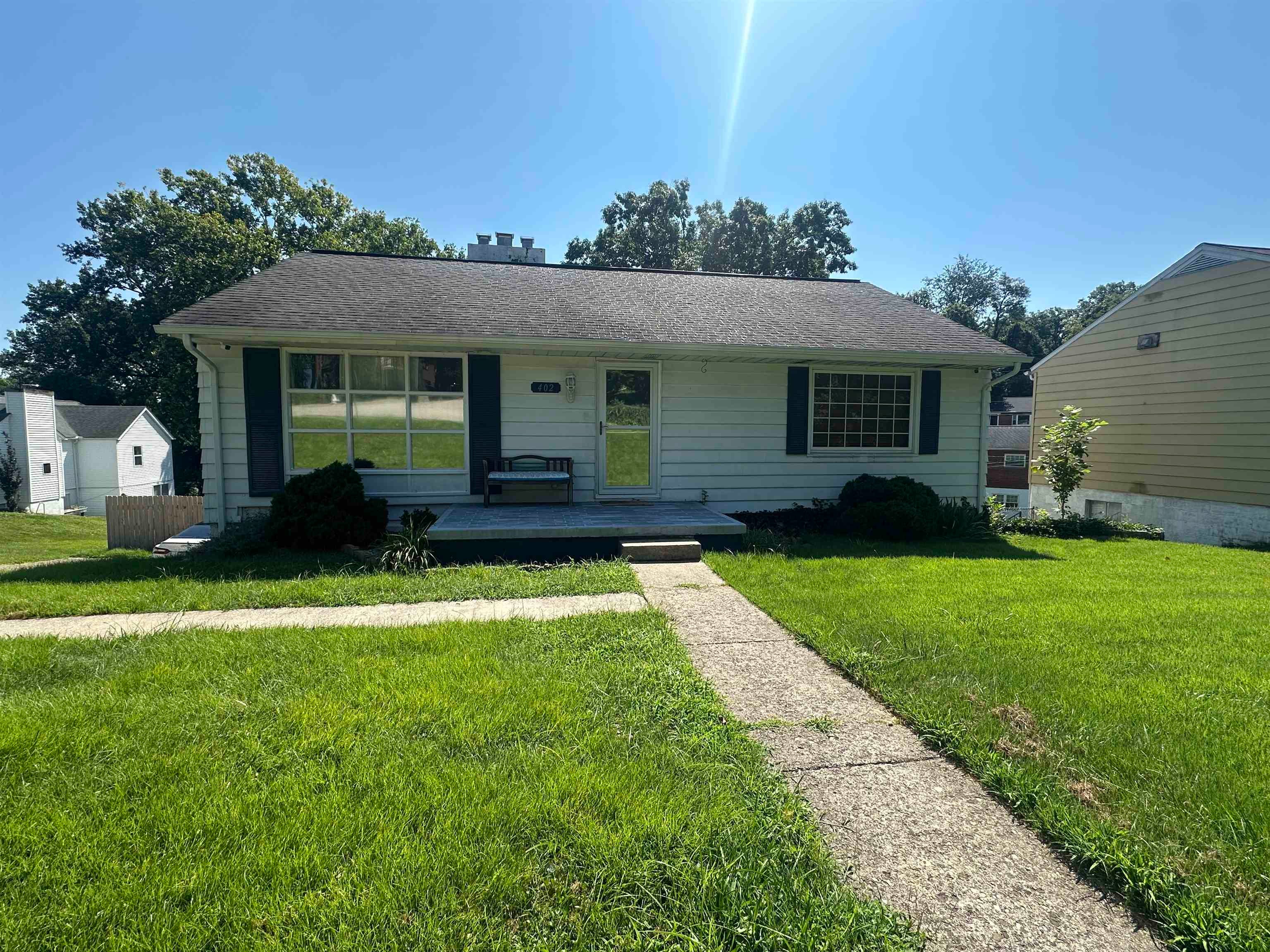 402 Forest Road Huntington, WV 25705 - Photo 1 of 29 Gallery Image 1