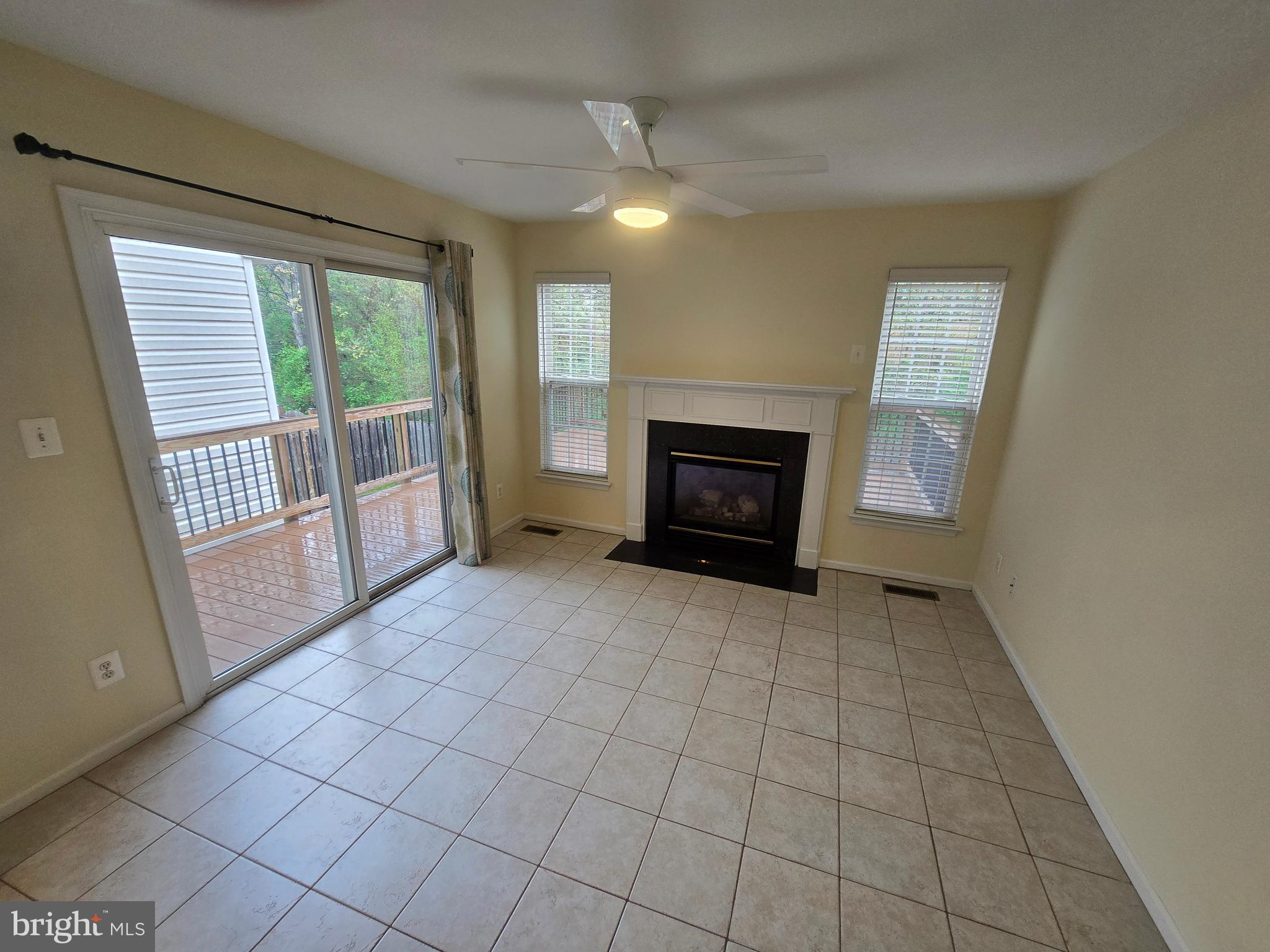 10331 Butternut Circle Manassas, VA 20110 - Photo 11 of 20