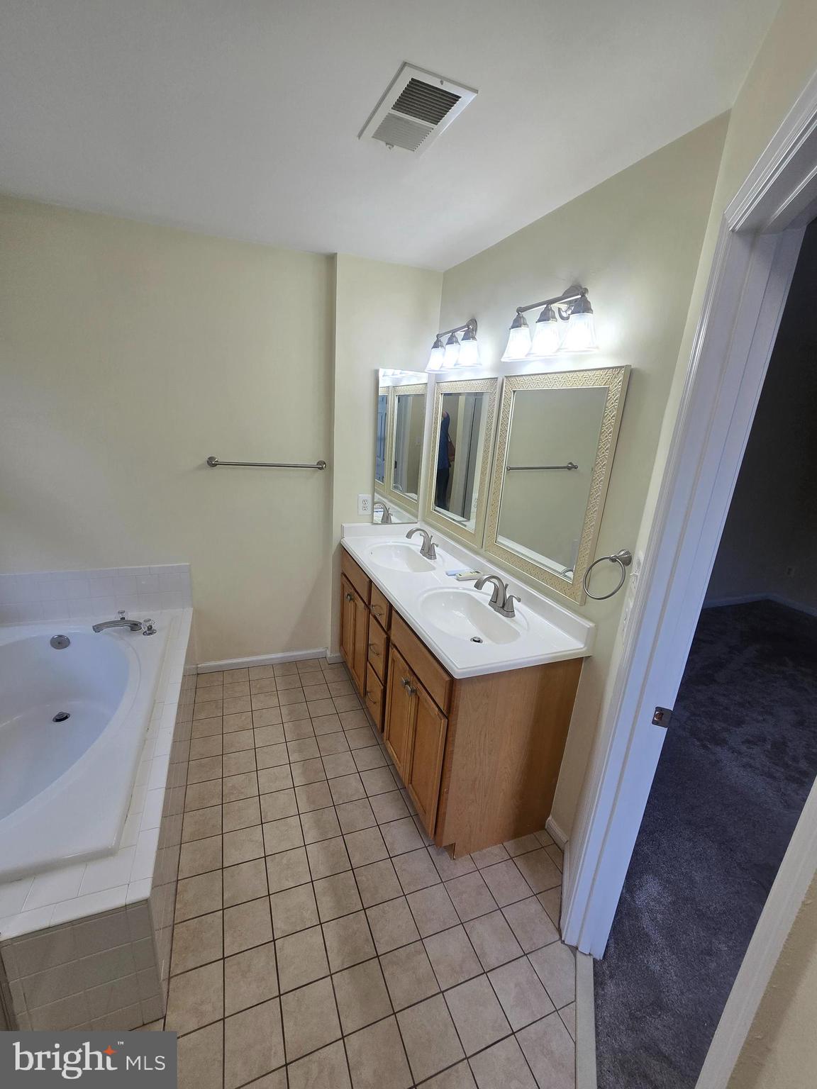 10331 Butternut Circle Manassas, VA 20110 - Photo 13 of 20