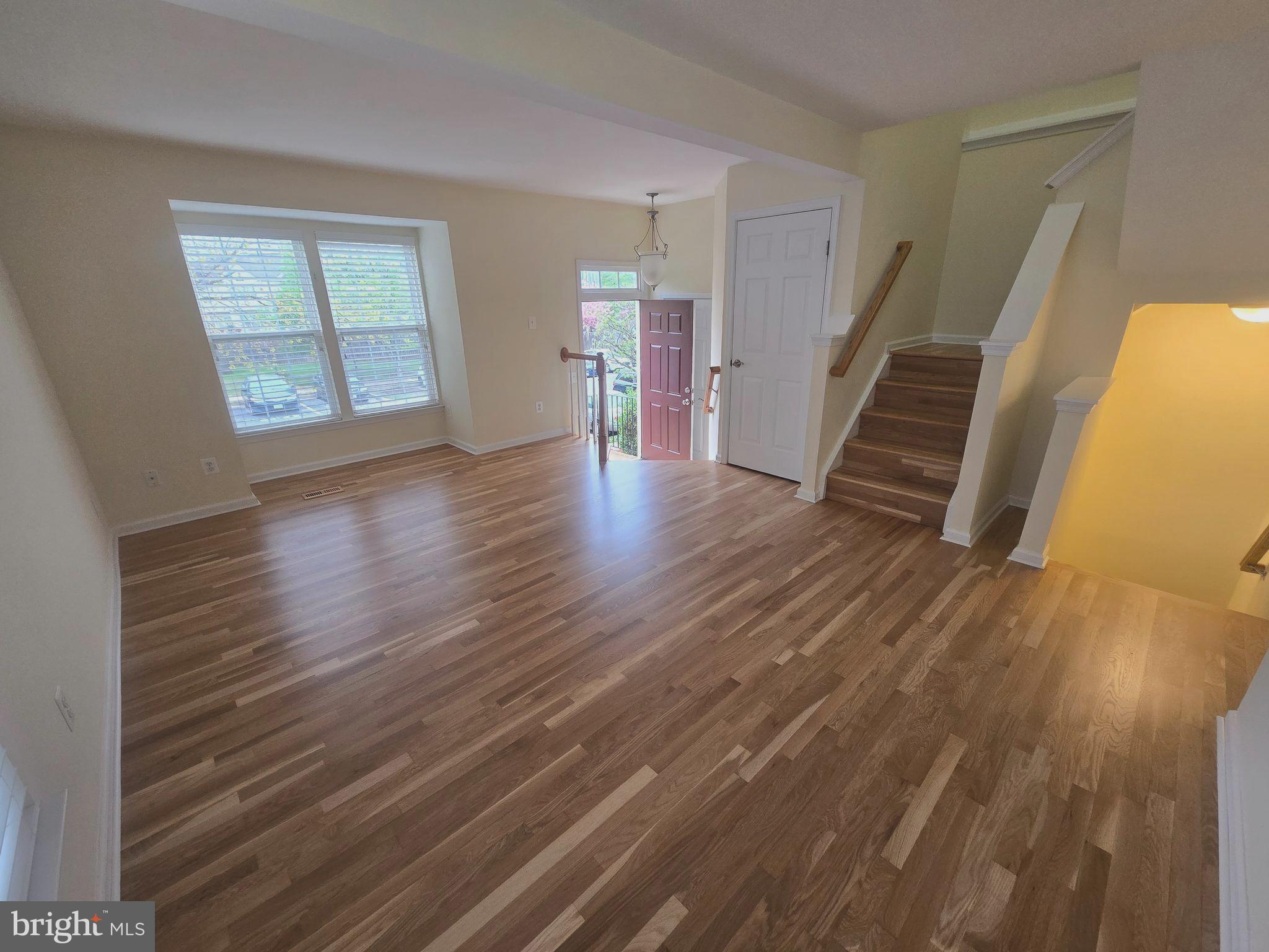 10331 Butternut Circle Manassas, VA 20110 - Photo 2 of 20