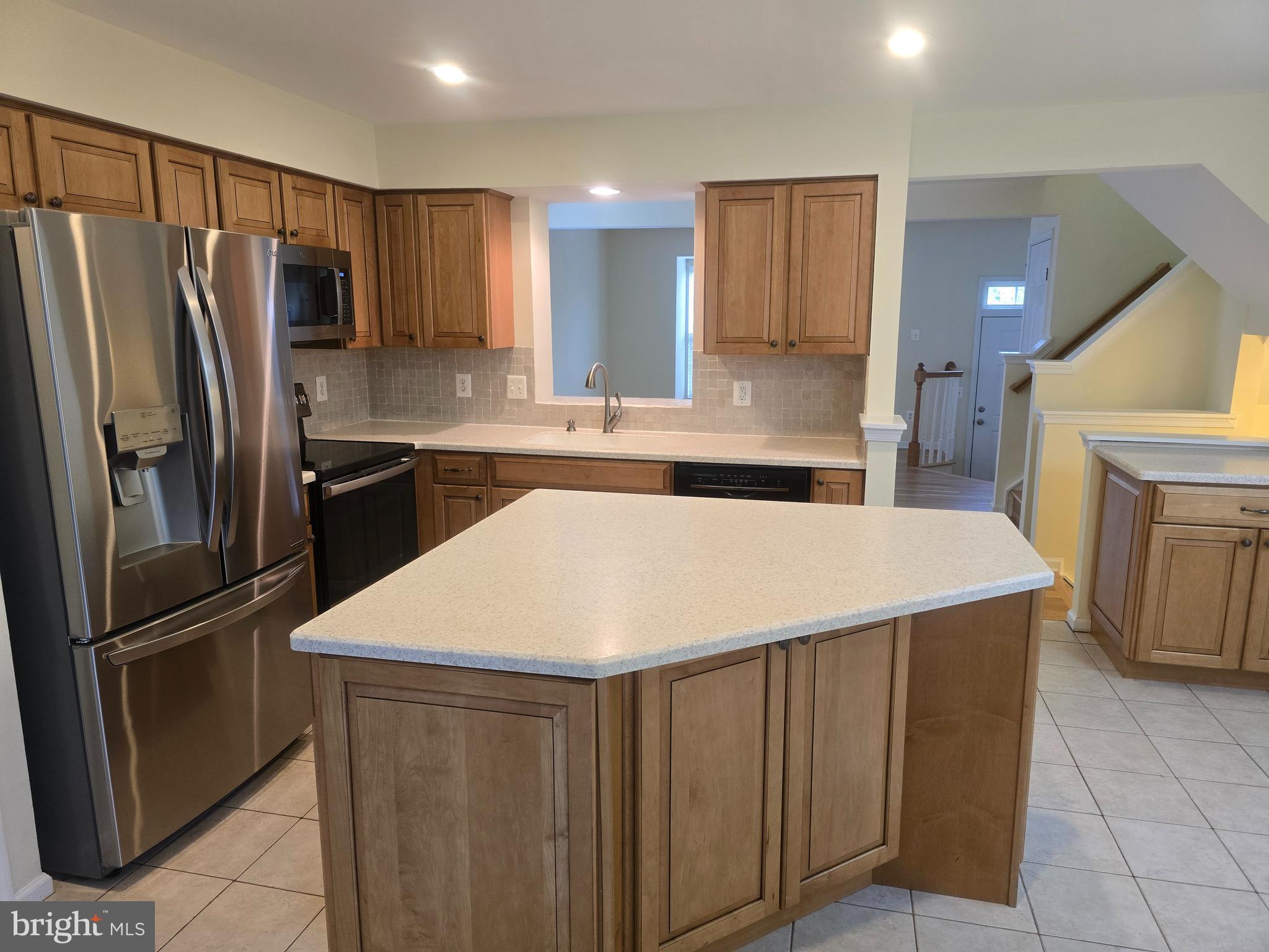 10331 Butternut Circle Manassas, VA 20110 - Photo 8 of 20