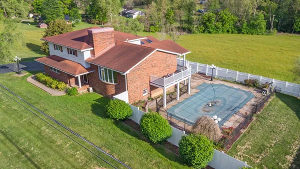 $349,000 | 1495 State Rt 827, Greenup, KY 41144