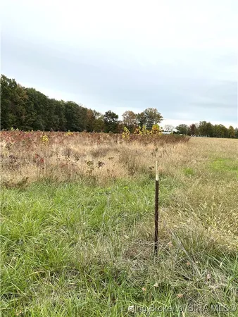 $72,900 | 685 South Grange Hall Road, Hanover, IN 47243
