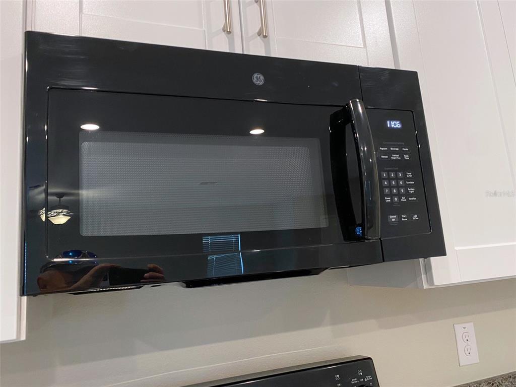 3816 Hanover Drive New Port Richey, FL 34653 - Photo 15 of 64