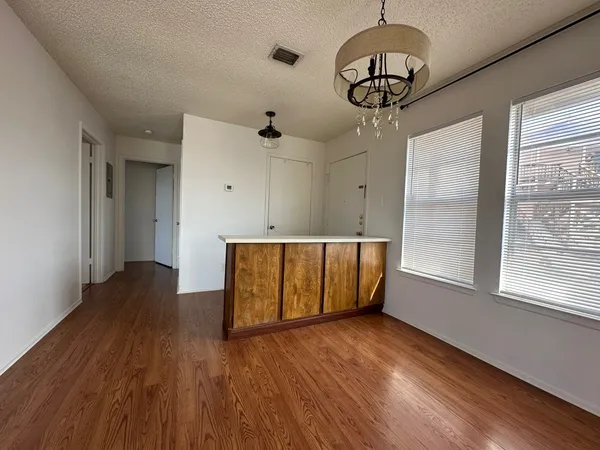 $1,200 | 1713 Hiawatha Drive, Kerrville, TX 78028