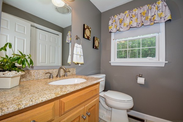 1083 Marston Road Northbridge, MA 01588 - Photo 13 of 27 Gallery Image 13