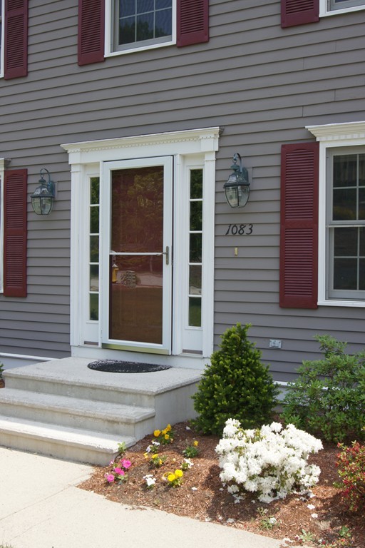 1083 Marston Road Northbridge, MA 01588 - Photo 2 of 27 Gallery Image 2