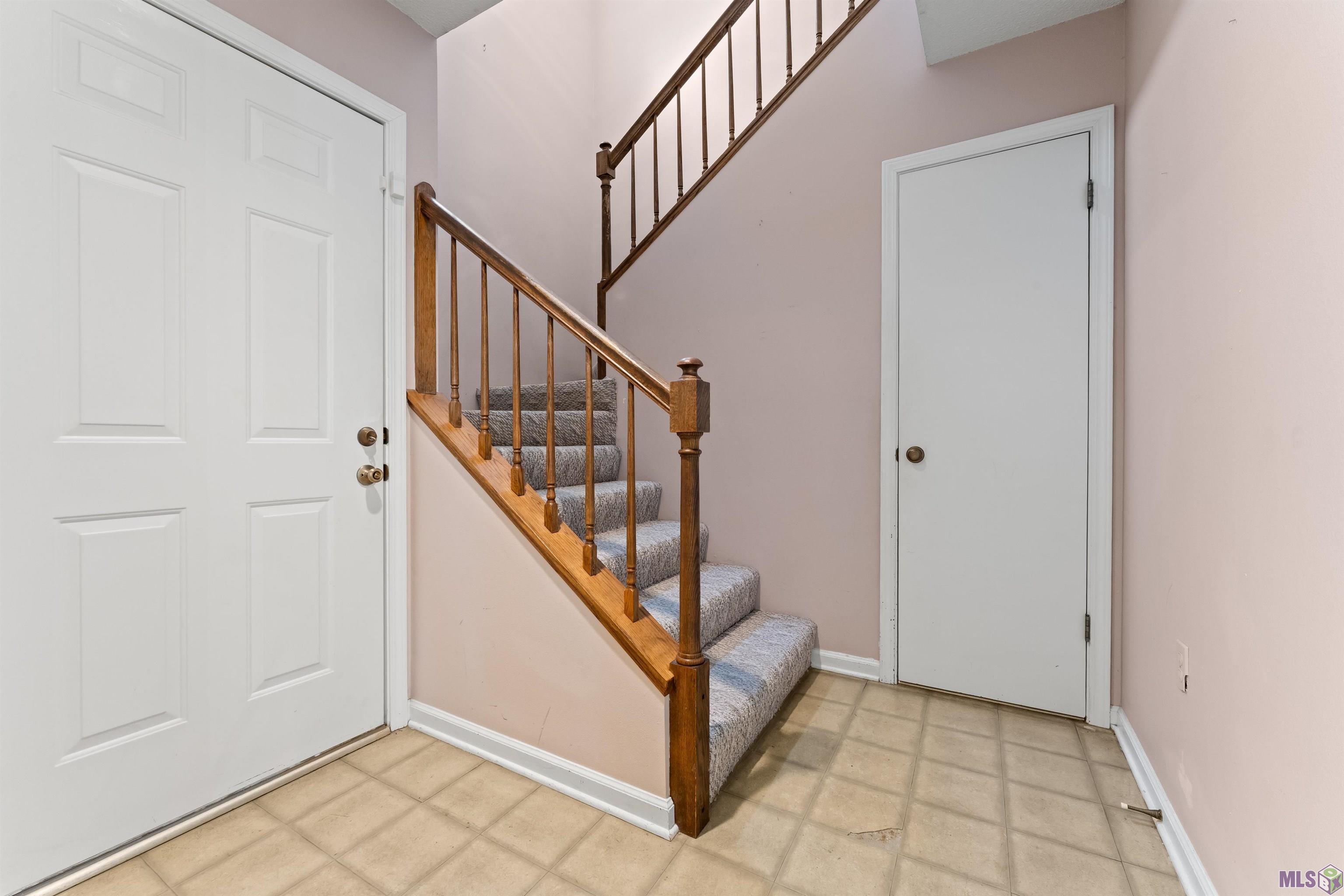 15035 Crystal Drive Pride, LA 70770 - Photo 17 of 25 Foyer