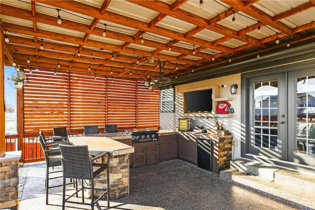 $475,000 | 1004 Southeast Beatty Court, Blue Springs, MO 64014